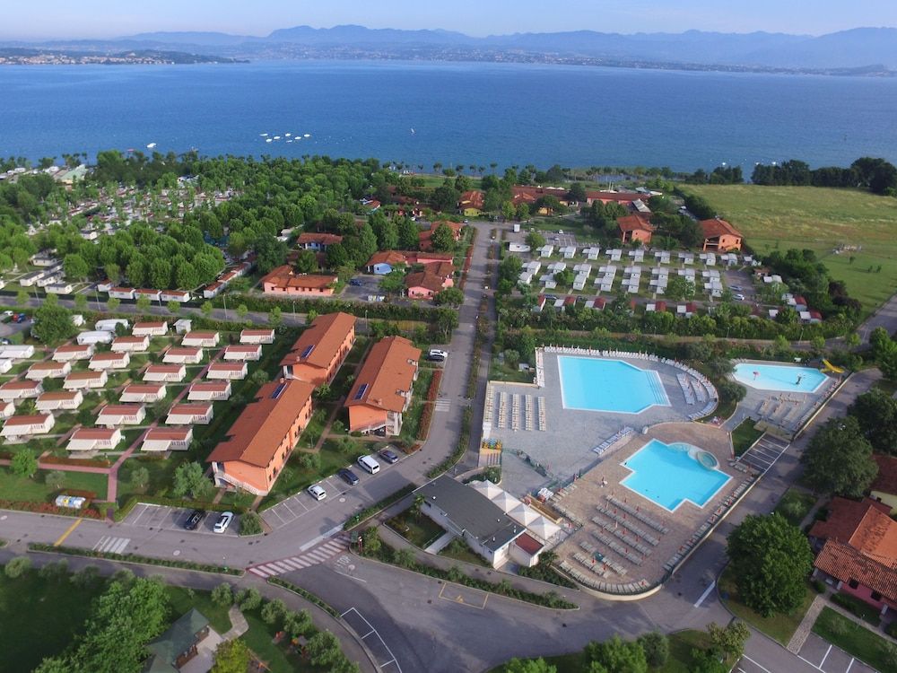 Nantes - Sirmione - The Garda Village - Sirmione