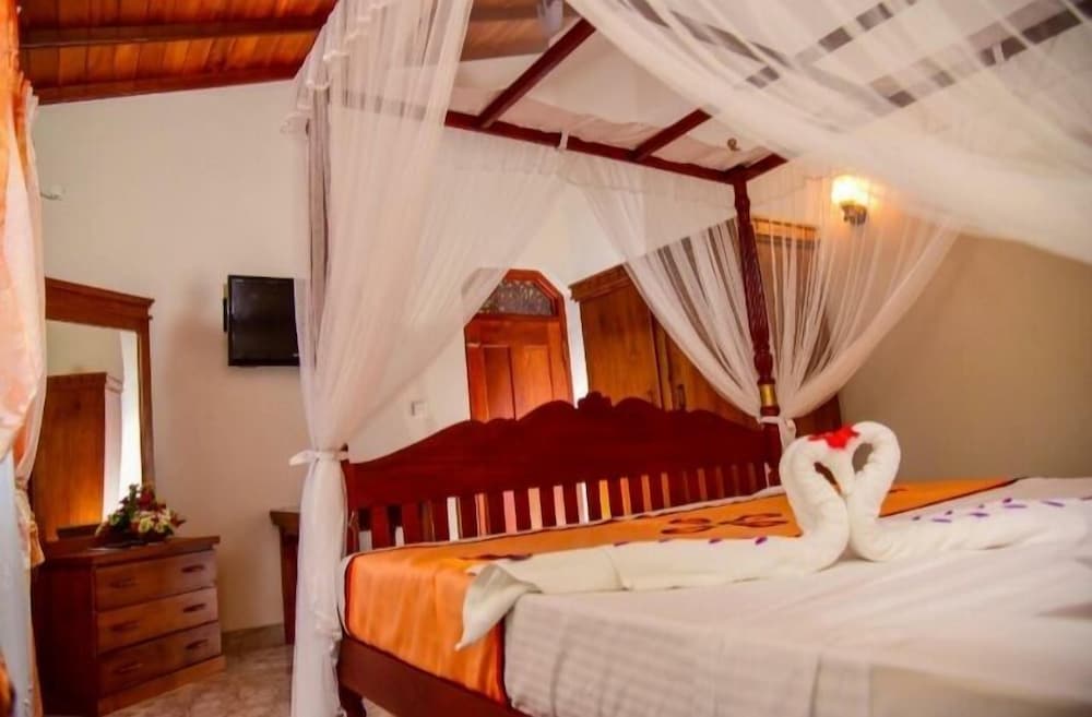 Lyon - Bentota - Lucky Prince Villa & Ayurveda Wellness - Bentota