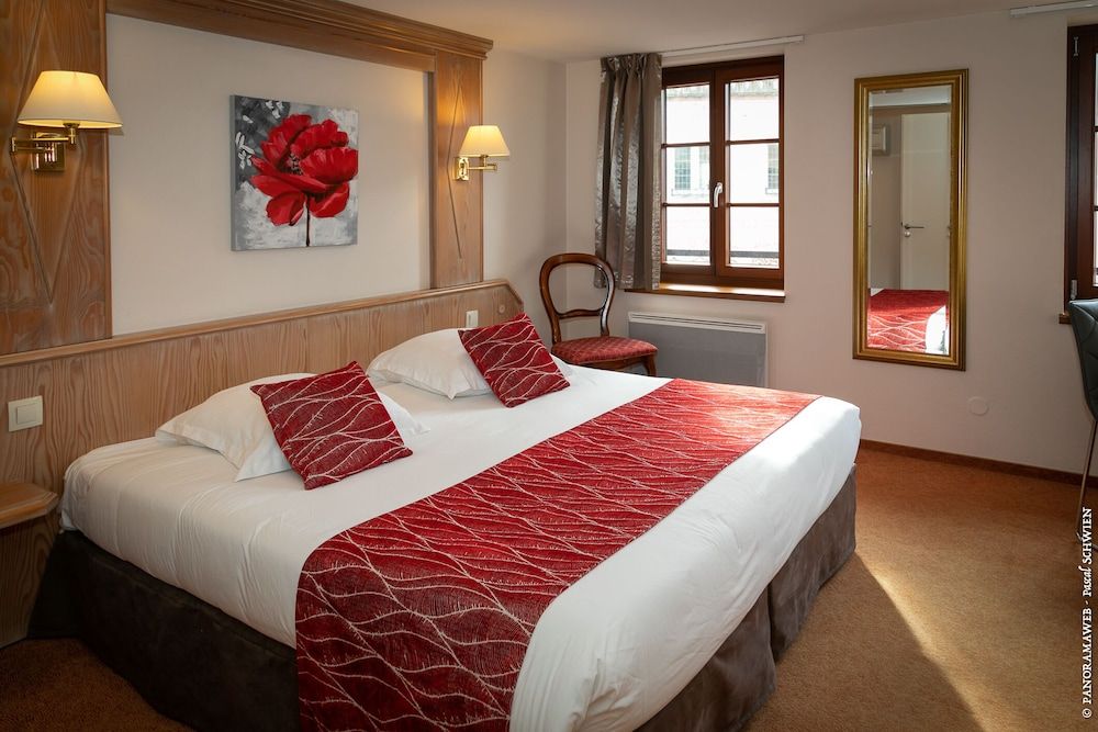 Paris - Obernai - Logis Hôtel De La Cloche - Obernai