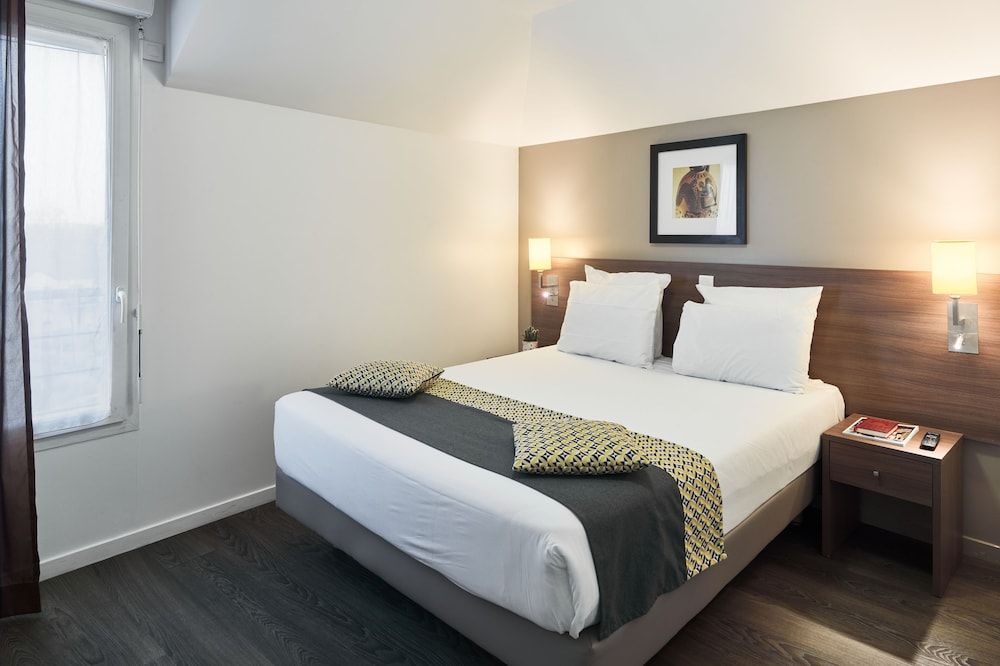 Nice - Paris Charles de Gaulle - Zenitude Hôtel Résidences Roissy Village - Paris Charles de Gaulle