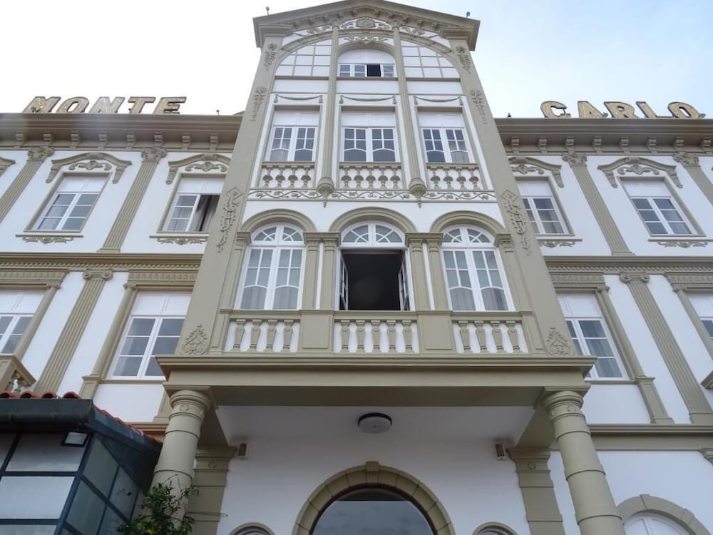 Paris - Funchal - Hotel Monte Carlo - Funchal