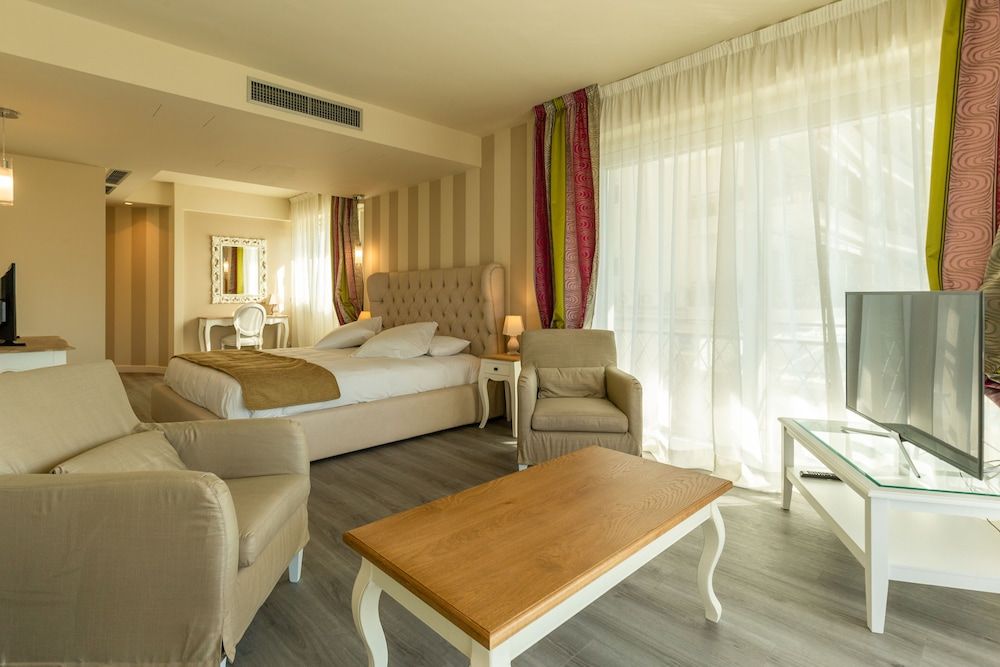 Lille - Menton - La Dolce Vita Hotel - Menton