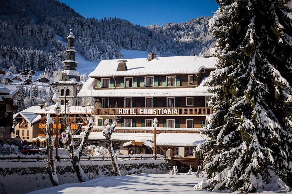 Paris - La Clusaz - Hotel Christiania - La Clusaz