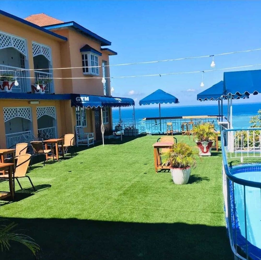 Lyon - Montego Bay - Big Apple Hotel - Montego Bay