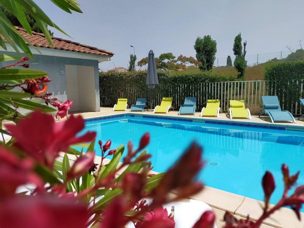 Paris - Carcassonne - Comfort Aparthotel Carcassonne - Carcassonne