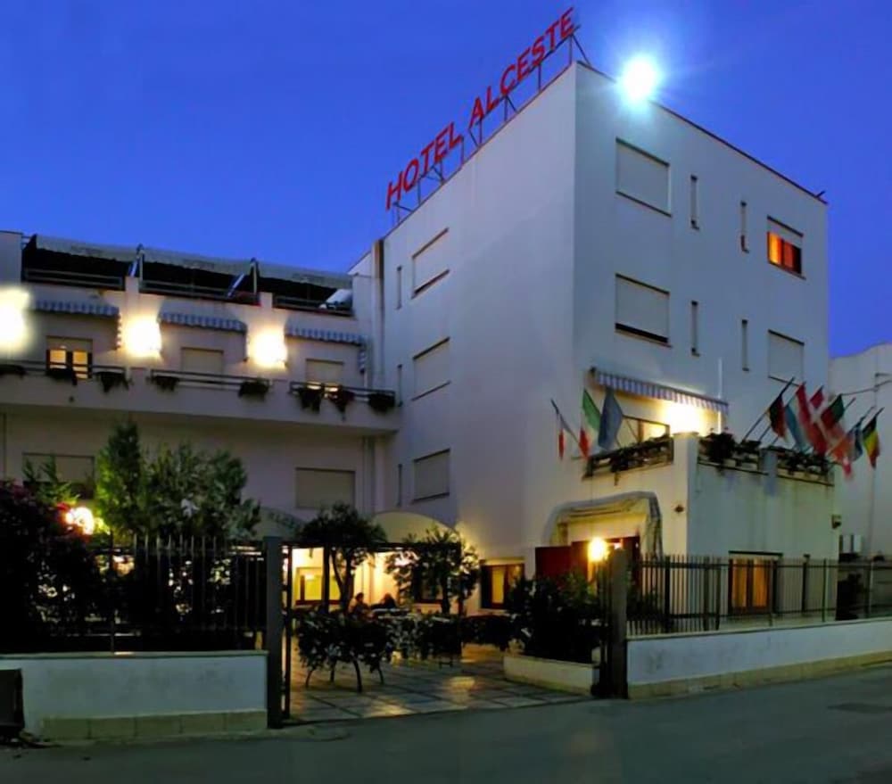 Paris - Marinella di Selinunte - Hotel Alceste - Marinella di Selinunte