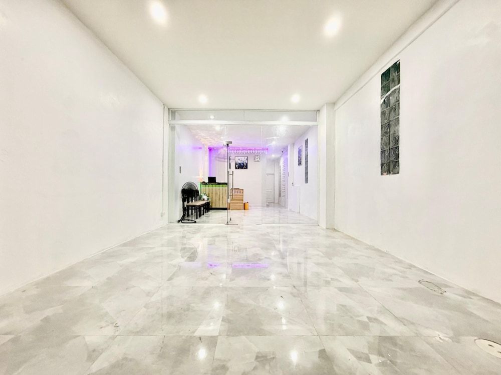 Paris - Patong Beach - Phuket - Jasmine Residence - Patong Beach - Phuket