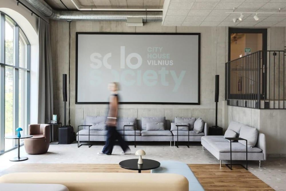 Nice - Vilnius - Solo Society Hybrid Hotel Vilnius - Vilnius