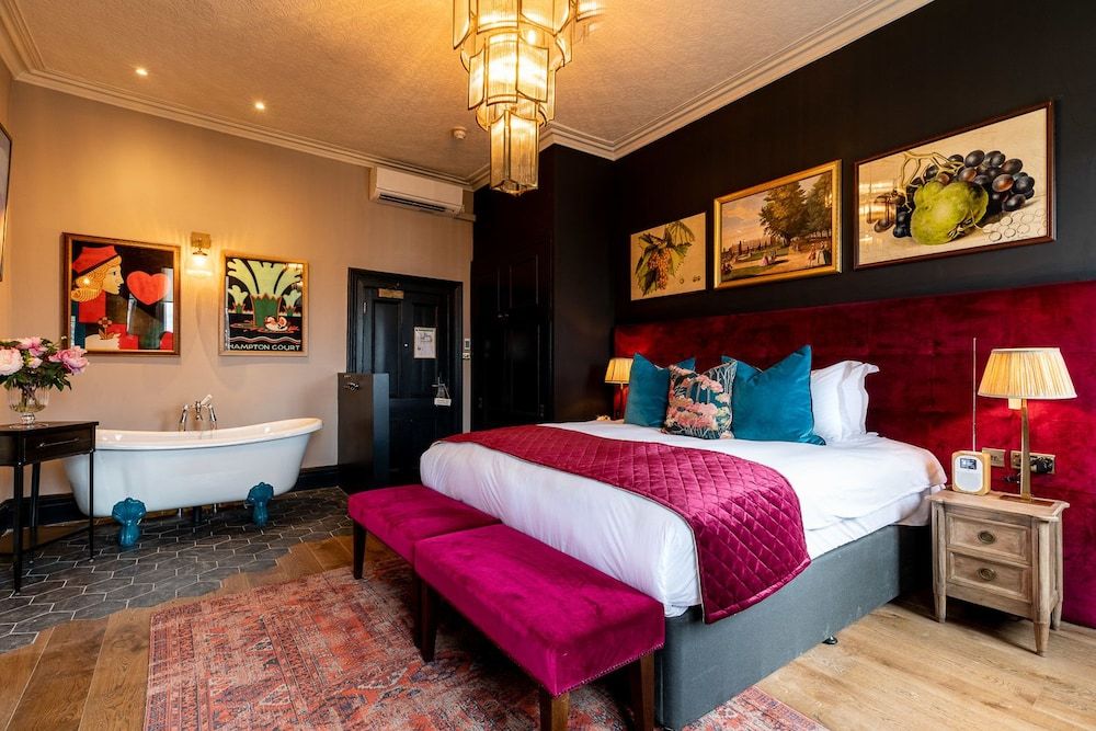Marseille - Hounslow - The Park Hotel - Hounslow