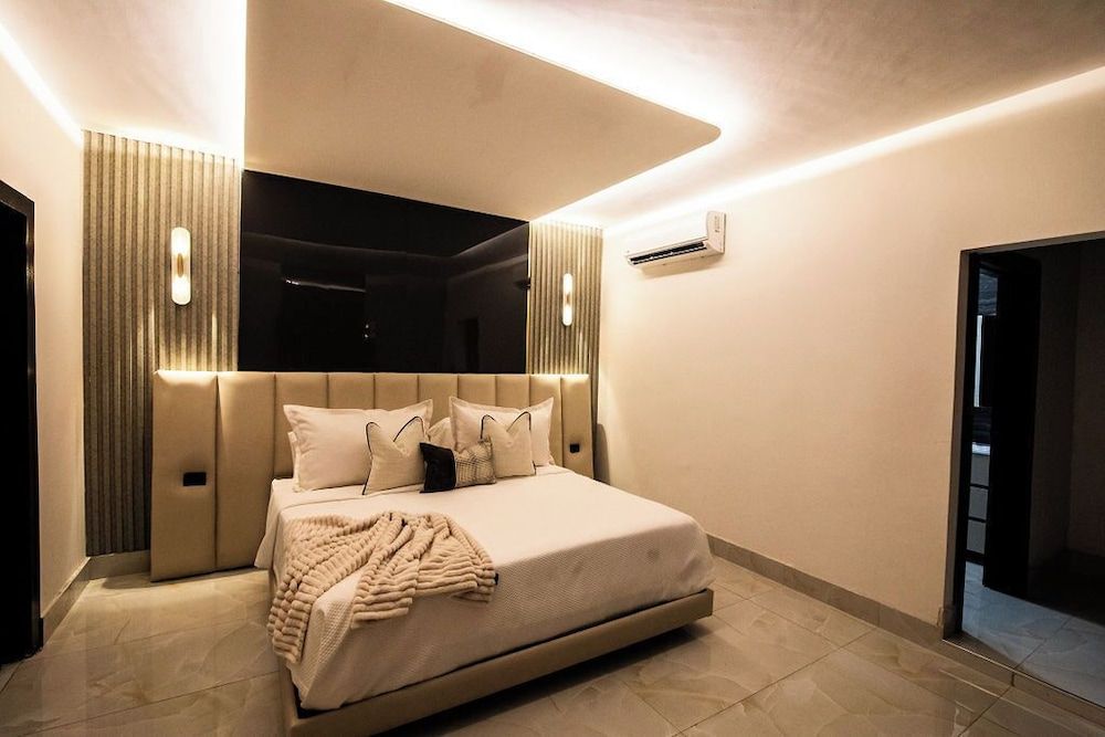Lyon - Santiago de los Caballeros - lovera hotel - Santiago de los Caballeros