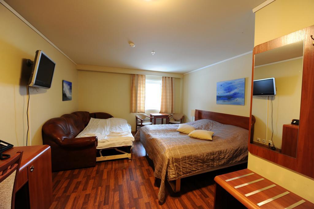 Paris - Gardermoen - Gardermoen Hotel Bed & Breakfast - Gardermoen