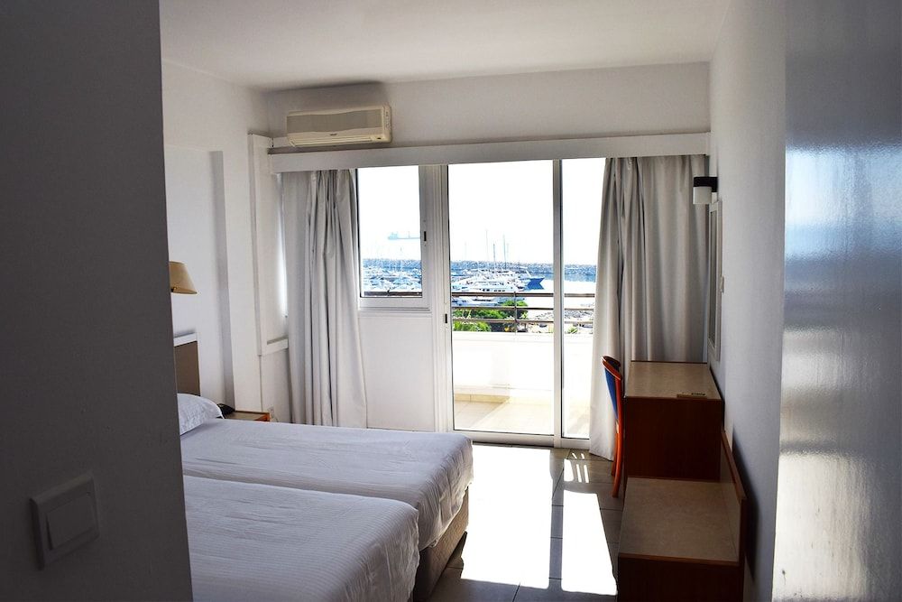 Paris - Chypre - Sun Hall Beach Hotel Apartments - Chypre