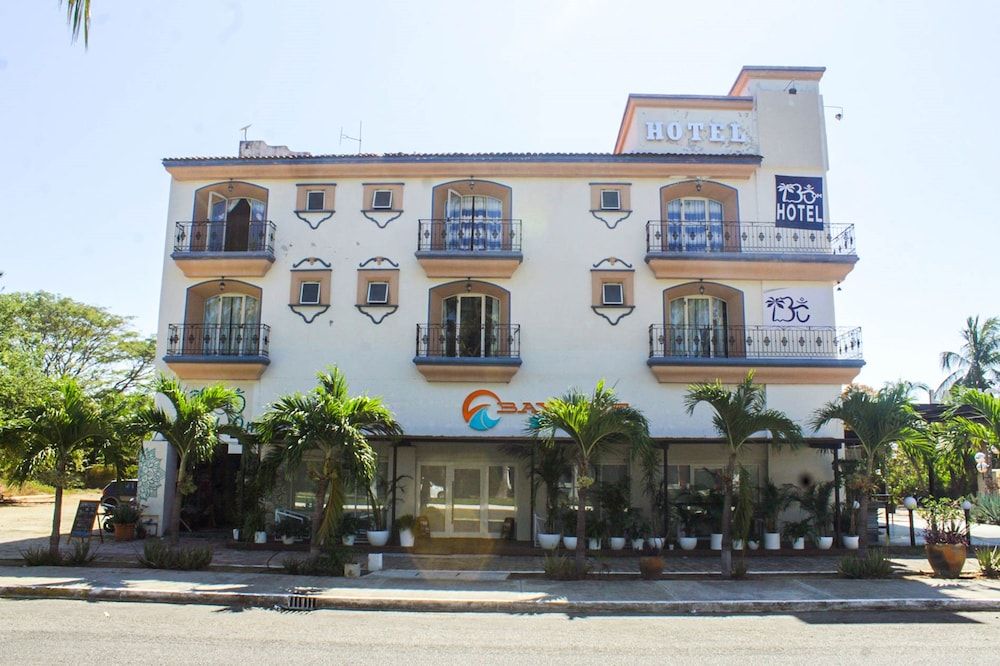 Paris - Santa Cruz Huatulco - Hotel OM Huatulco - Santa Cruz Huatulco