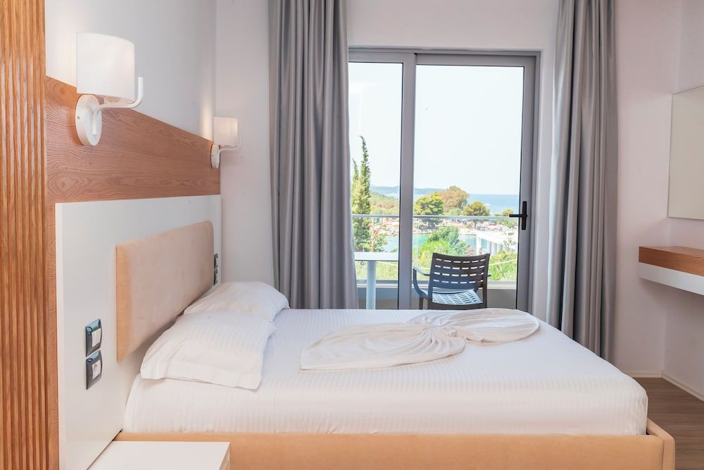 Marseille - Ksamil - Ventus Hotel - Ksamil