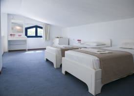 Govino Bay 3