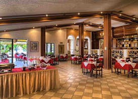 Molfetta Beach Hotel 4