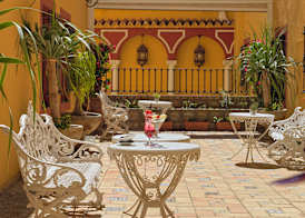 H10 Corregidor Boutique Hotel 3