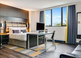 Roomzzz Nottingham City 4