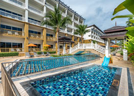 Kata Sea Breeze Resort - SHA Plus 4