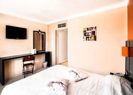 Freedom Hotel Club 4