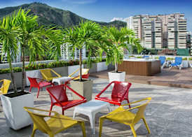 Hampton by Hilton Cali 3