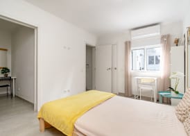 Caparica Poshtel 2