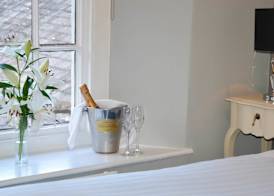 Lakes Hotel & Spa 5