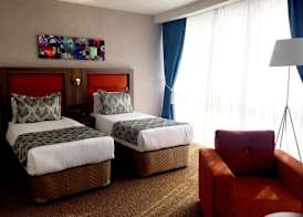 Sky Tower Hotel 5