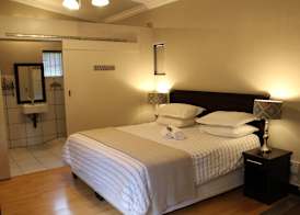 Cottonwood Guesthouse Bloemfontein 4