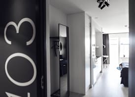Sky Hotel City Apartments 5