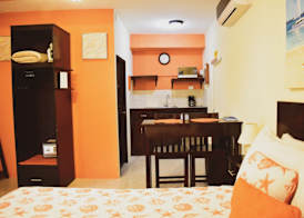 Sir Angel's Guesthouse 3