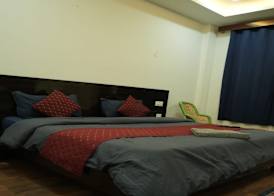 Hotel Jungle Hut 3