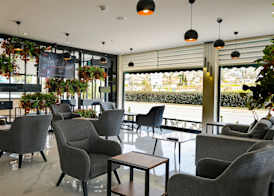 Avwan Hotel Çiğli 5
