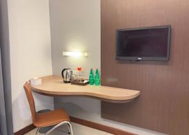 Avery Hotel Yogyakarta Kusumanegara 5