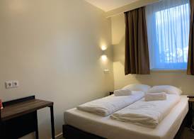 Dam Hotel 3