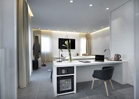 Boutique Hotel Touring 4