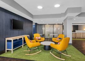 Spark by Hilton Bakersfield Central 5