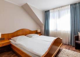 Hotel Zum Dorfbrunnen 3