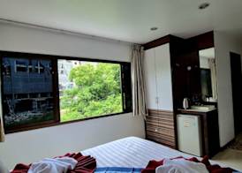 Patong Max Value Hotel 2