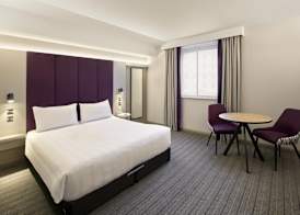 Premier Inn Stratford-Upon-Avon Central 5
