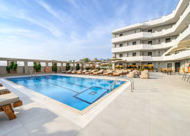 Nicolas Grand Suites, Adults Only 3