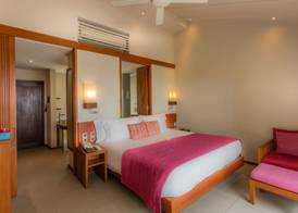 Centara Ras Fushi Resort & Spa Maldives - Adults only 4
