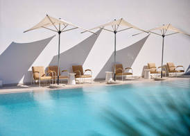 The Roc Club, A Hotel to Live 5