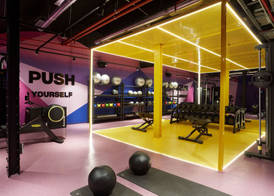 The Social Hub Madrid 3* 5