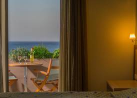 Alianthos Beach Hotel 3
