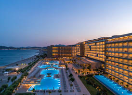 Amada Colossos Resort 4