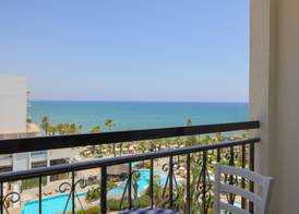 Sandy Beach Hotel & Spa 4