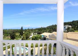Rebeccas Village Hotel 4