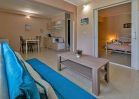 Govino Bay 4