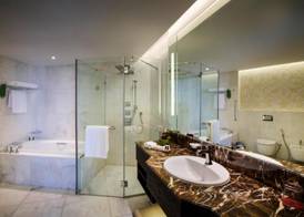Bab Al Qasr Hotel and Residences 4